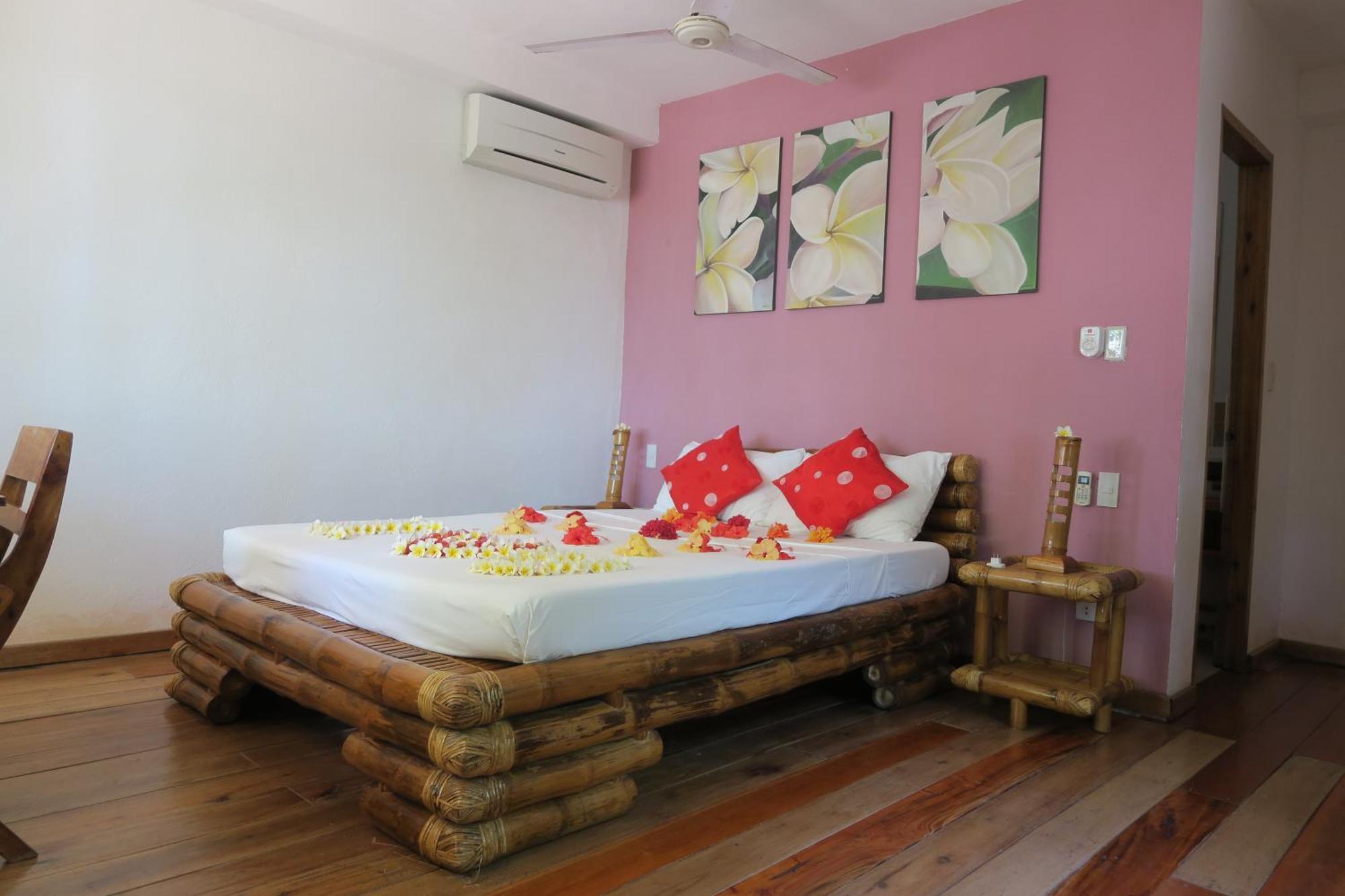 Tepanee Beach Resort Logon Εξωτερικό φωτογραφία